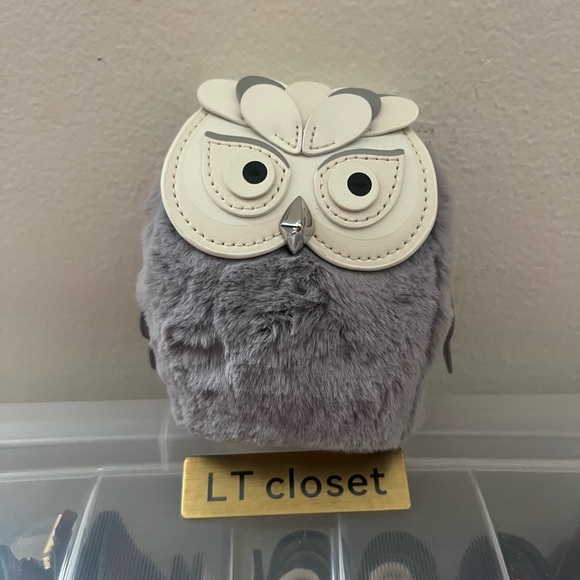 Kate Spade Hoot 3D Owl Faux Fur Coin Purse Keychain Grey NWT - Picture 2 of 6